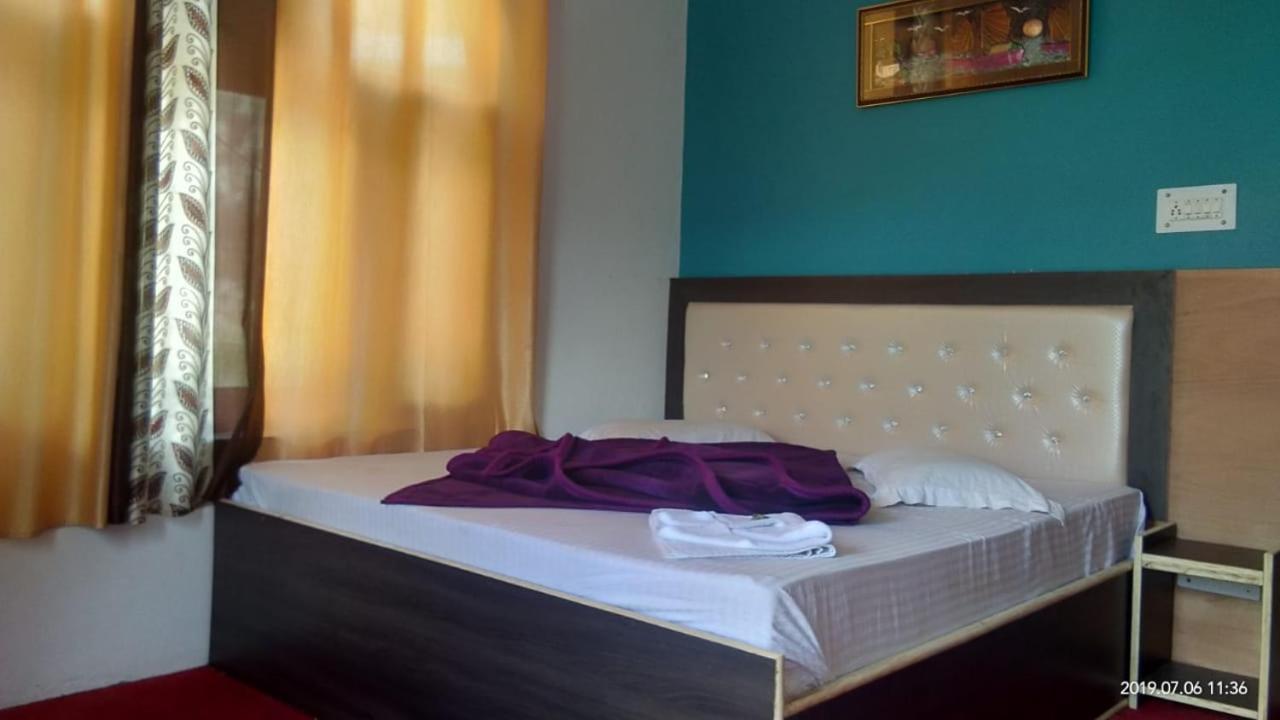 Debbhumi Regency Hotel Sāngla Exterior foto