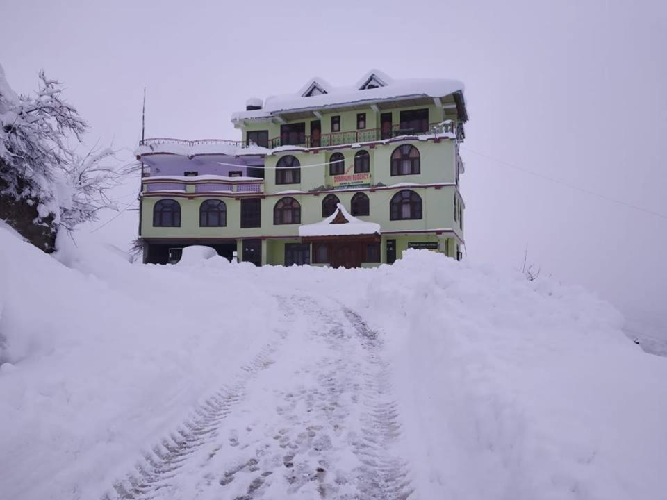 Debbhumi Regency Hotel Sāngla Exterior foto
